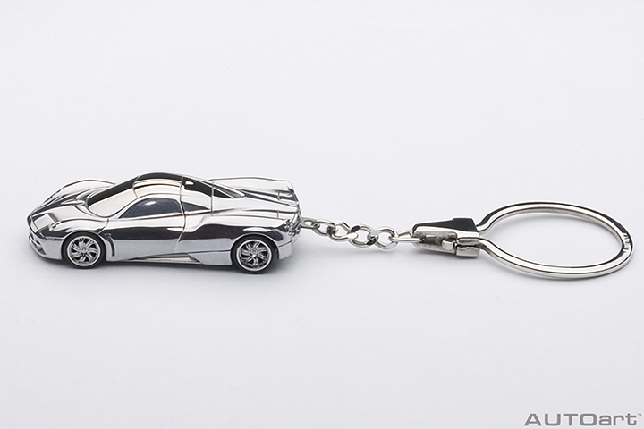 41603 1/87 PAGANI HUAYRA (ALUMINUM CAR KEYCHAIN)