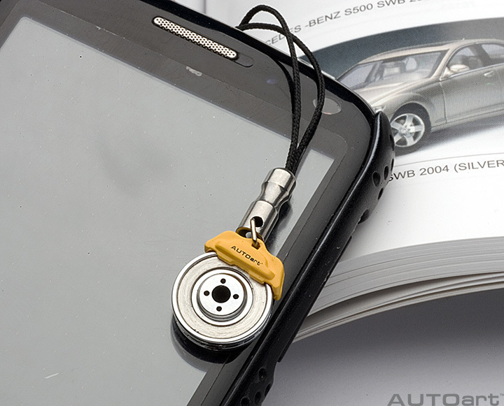 41572 BRAKE DISC MOBILE PHONE PENDANT (YELLOW CALIPER)