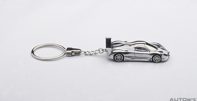 41626 1/87 Pagani Zonda R (ALUMINUM CAR KEYCHAIN)