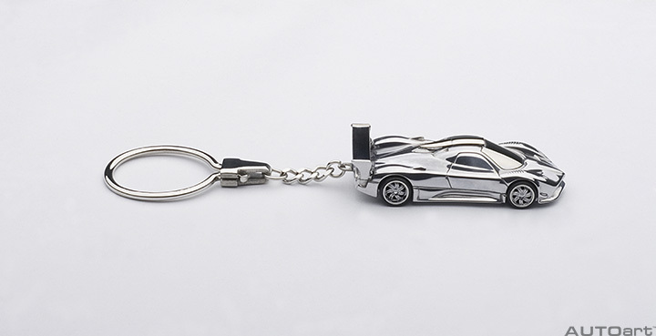 41626 1/87 Pagani Zonda R (ALUMINUM CAR KEYCHAIN)