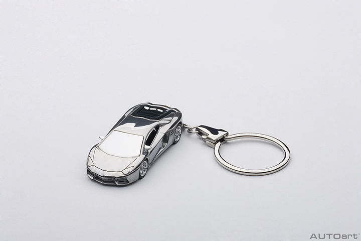 41605 1/87 LAMBORGHINI AVENRADOR LP700-4 (ALUMINUM CAR KEYCHAIN)