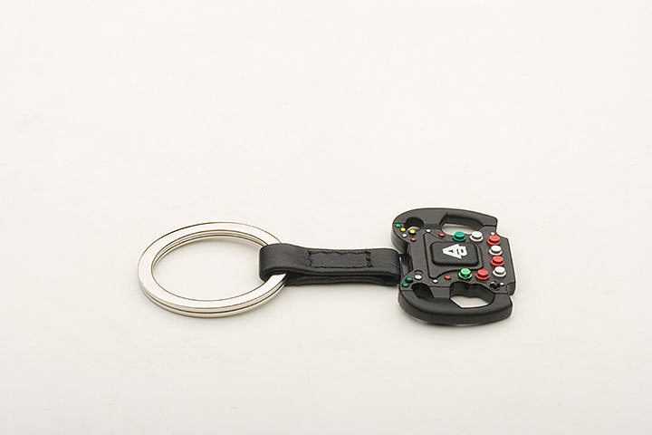 40463  FORMULA STEERING WHEEL KEYCHAIN NEW VERSION