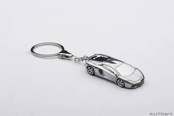 41605 1/87 LAMBORGHINI AVENRADOR LP700-4 (ALUMINUM CAR KEYCHAIN)