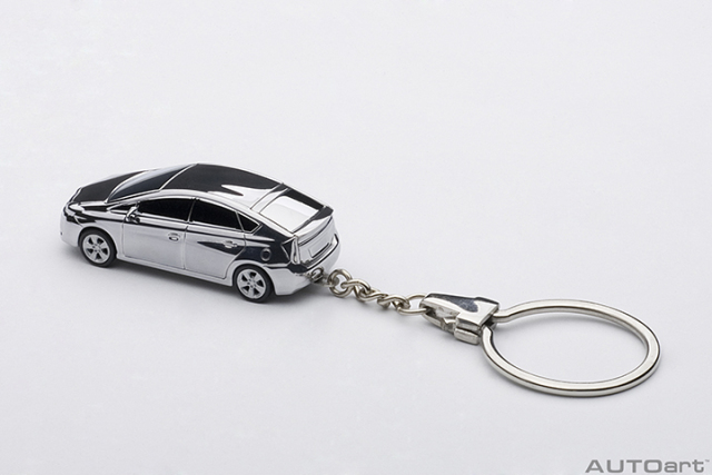 41602 1/87 TOYOTA PRIUS KEYCHAIN (ALUMINUM CAR KEYCHAIN)