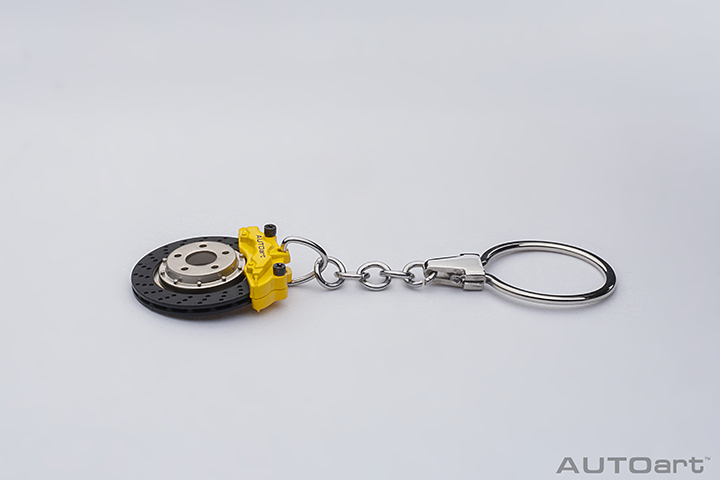 41506 CERAMIC BRAKE DISC KEYCHAIN (W/OMEGA SHAPE KEYRING)