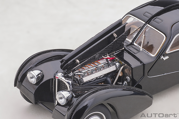 50946 1/43 BUGATTI 57SC ATLANTIC 1938 (BLACK/WITH DISC WHEELS)