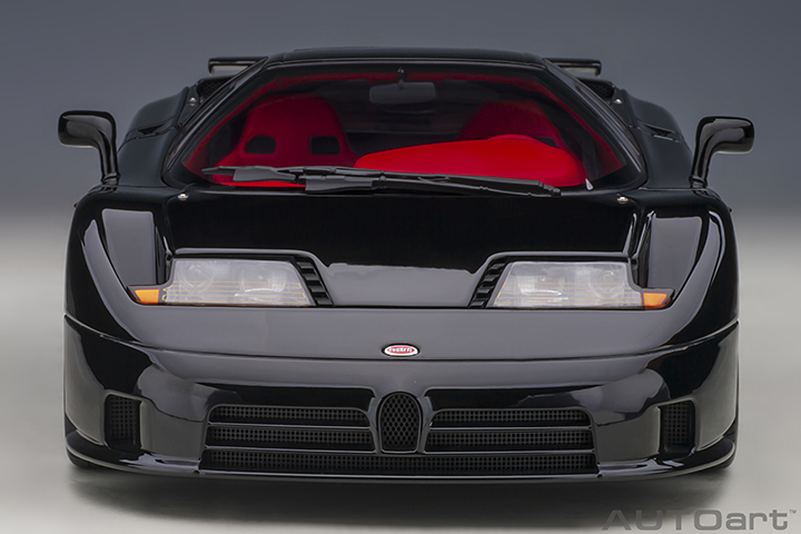 70919 1/18 BUGATTI EB110 SS (NERO VERNICE/BLACK)