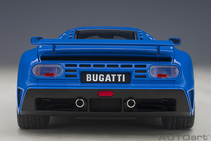 70917 1/18 BUGATTI EB110 SS (FRENCH RACING BLUE)