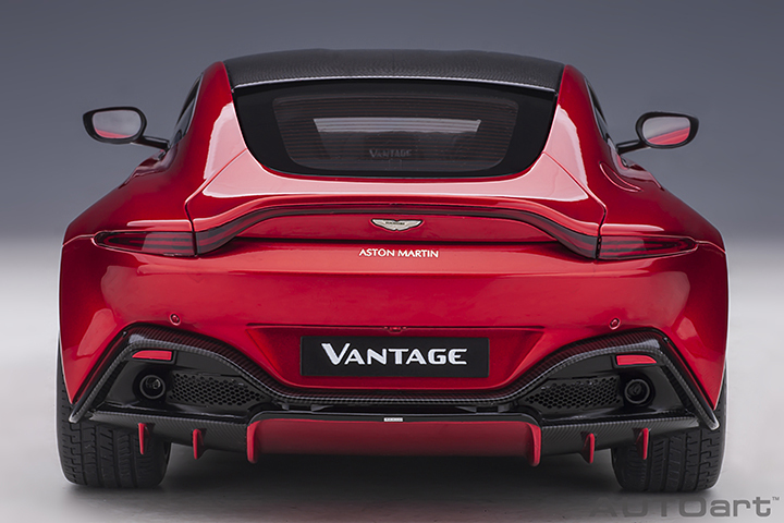 70277 1/18 ASTON MARTIN VANTAGE 2019 (HYPER RED)