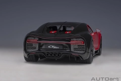 70996 1/18 BUGATTI CHIRON SPORT 2019 (ITALIAN RED/CARBON)