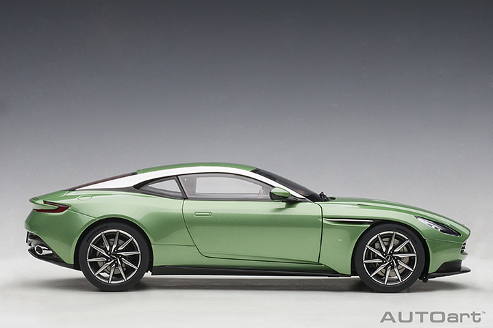 70269 1/18 ASTON MARTIN DB11 (APPLE TREE GREEN)