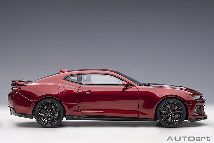 71208 1/18 CHEVROLET CAMARO ZL1 2017 (GARMET RED TINTCOAT)