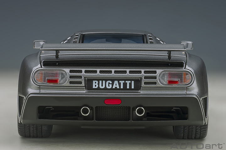 70916 1/18 BUGATTI EB110 SS (GRIGIO METALIZZATTO/SILVER)