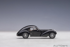 50946 1/43 BUGATTI 57SC ATLANTIC 1938 (BLACK/WITH DISC WHEELS)