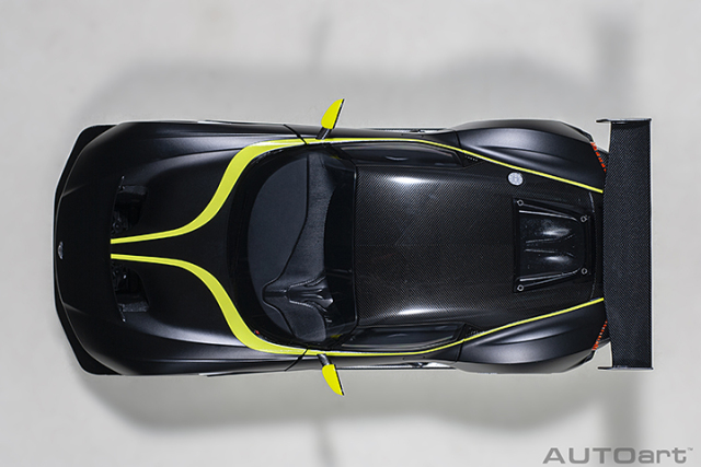 70262 1/18 ASTON MARTIN VULCAN (MATT BLACK W/ LIME GREEN STRIPES)