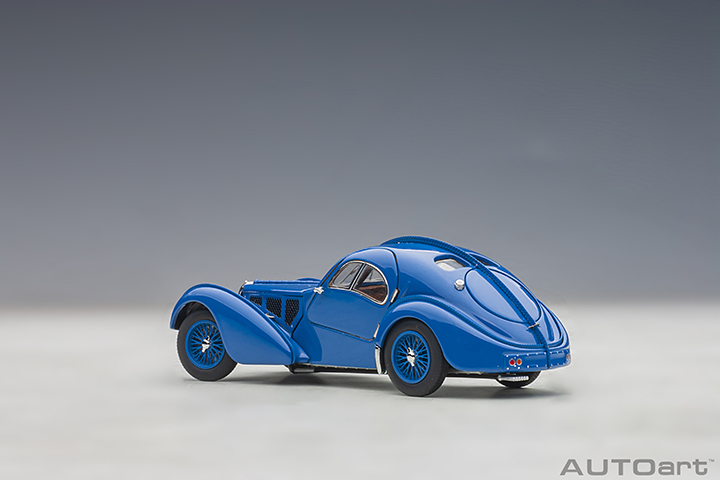 50947 1/43 BUGATTI 57SC ATLANTIC 1938 (BLUE/WITH METAL WIRE-SPOKE WHEELS)