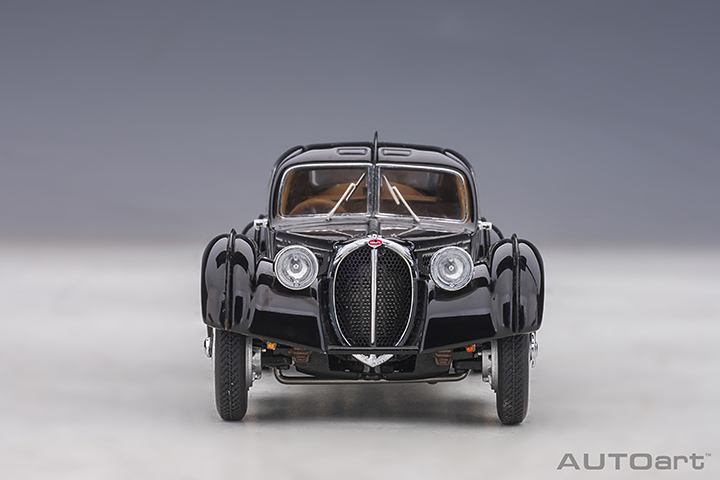 50946 1/43 BUGATTI 57SC ATLANTIC 1938 (BLACK/WITH DISC WHEELS)