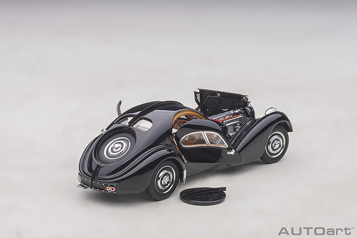 50946 1/43 BUGATTI 57SC ATLANTIC 1938 (BLACK/WITH DISC WHEELS)