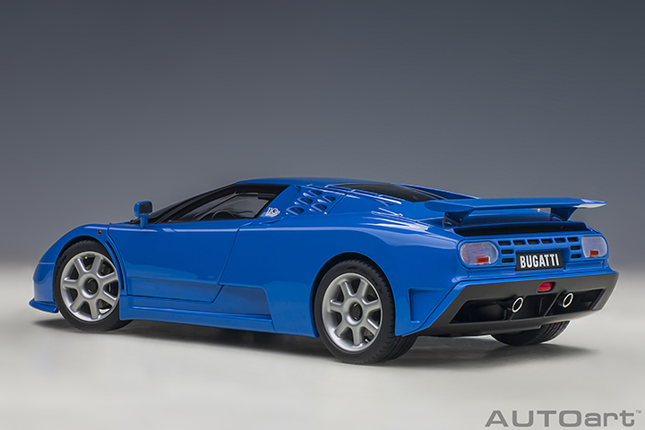 70917 1/18 BUGATTI EB110 SS (FRENCH RACING BLUE)