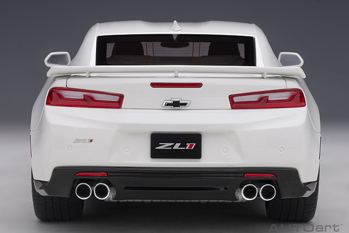 71206 1/18 CHEVROLET CAMARO ZL1 2017 (SUMMIT WHITE)