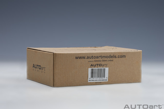 45562 FORMULA NOSE CLOTHES HANGER (BLUE)