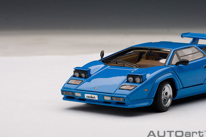 54534  1/43 LAMBORGHINI COUNTACH 5000S (BLUE)(WITH OPENINGS)