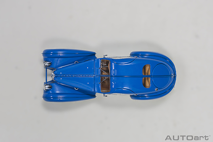 50947 1/43 BUGATTI 57SC ATLANTIC 1938 (BLUE/WITH METAL WIRE-SPOKE WHEELS)