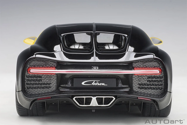 70994 1/18 BUGATTI CHIRON 2017 (JAUNE MOLSHEIM YELLOW/NOCTURNE BLACK)