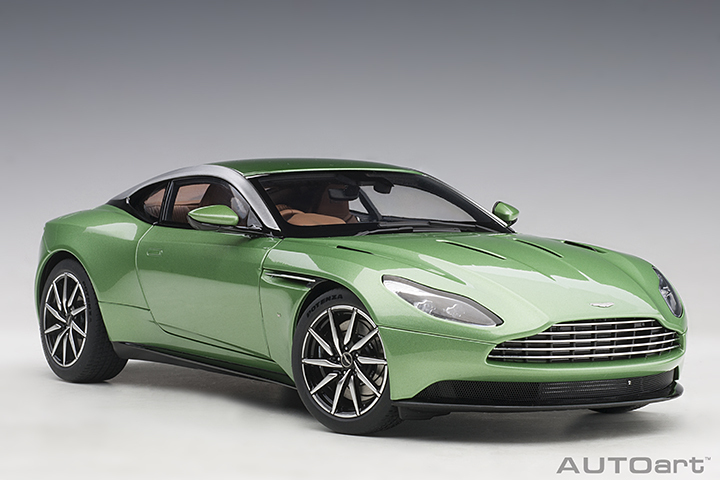 70269 1/18 ASTON MARTIN DB11 (APPLE TREE GREEN)