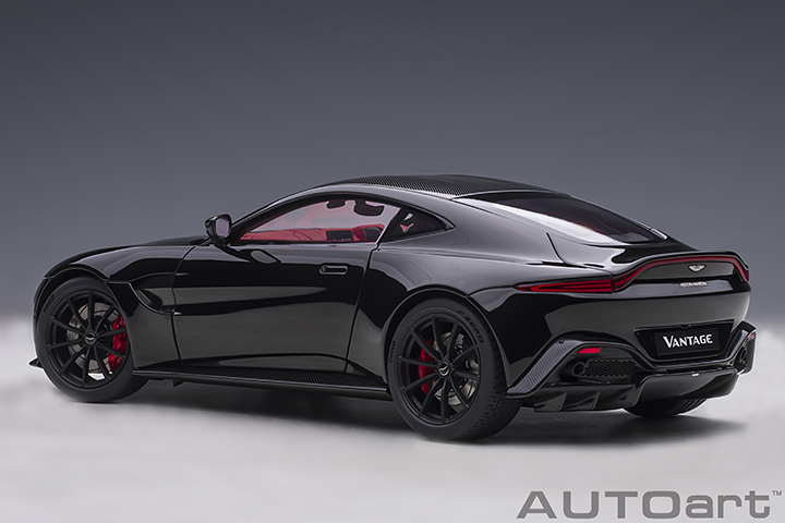 70275 1/18 ASTON MARTIN VANTAGE 2019 (JET BLACK/CARBON BLACK ROOF)