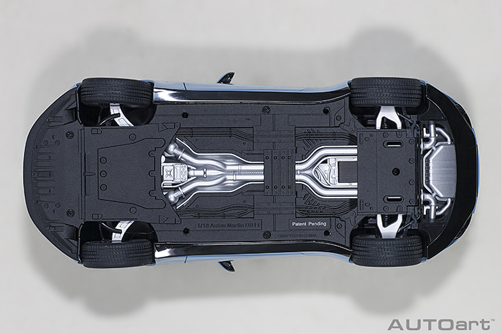 70268 1/18 ASTON MARTIN DB11 (Q FROSTED GLASS BLUE )