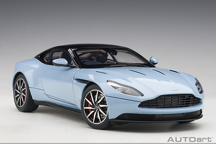 70268 1/18 ASTON MARTIN DB11 (Q FROSTED GLASS BLUE )