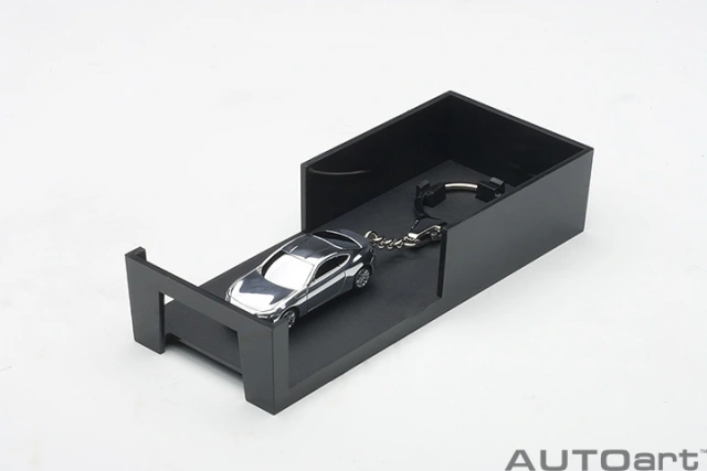 41610-002 1/87 TOYOTA GT86 (ALUMINM CAR KEYCHAIN) - For European market