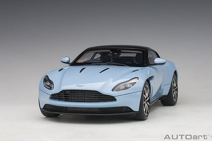 70268 1/18 ASTON MARTIN DB11 (Q FROSTED GLASS BLUE )