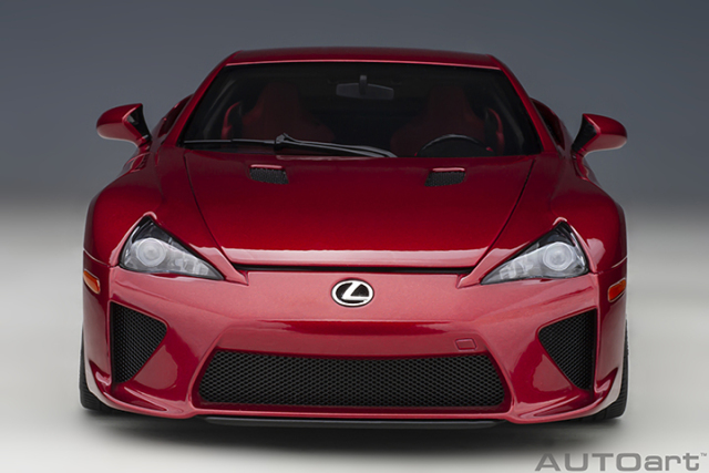 78853 1/18 LEXUS LFA (PEARL RED)