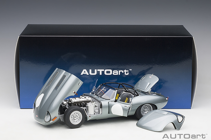 73646 1/18 JAGUAR LIGHTWEIGHT E-TYPE (SILVER)