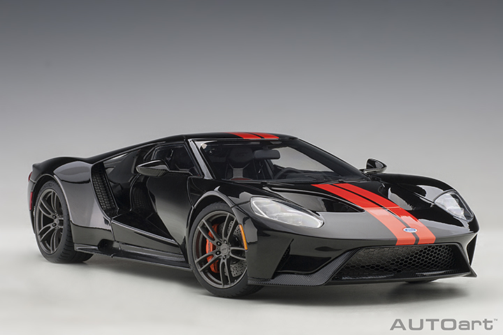 72945 1/18 FORD GT 2017 (SHADOW BLACK/ORANGE STRIPES)