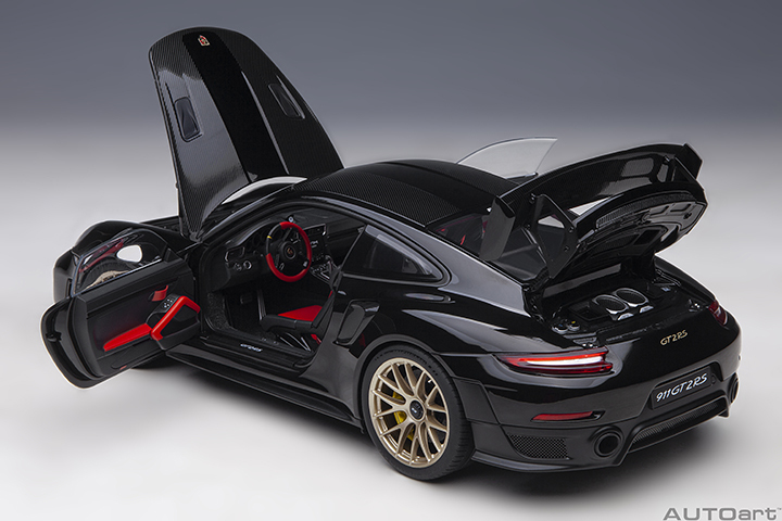 78186 1/18 PORSCHE 911 (991.2) GT2 RS WEISSACH PACKAGE (BLACK)