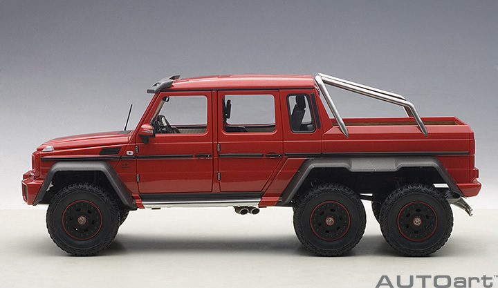 76304  1/18 MERCEDES-BENZ G63 AMG 6X6 (RED)