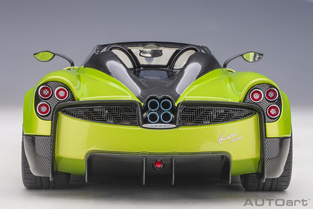 78288 1/18 PAGANI HUAYRA ROADSTER (VERDE FIRENZE)