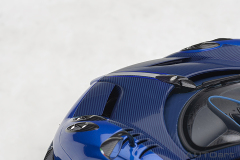 78277 1/18 PAGANI HUAYRA BC (BLU FRANCIA/CARBON)