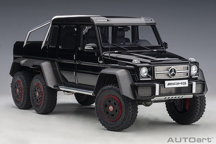 76306 1/18 MERCEDES-BENZ G63 AMG 6x6 (GLOSS BLACK亮光黑)