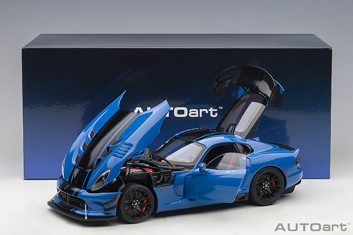 71734 1/18 DODGE VIPER ACR 2017 (COMPETITION BLUE W/ BLACK STRIPES)