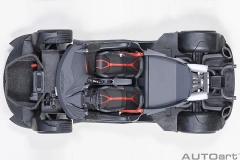 76069 1/18 McLAREN 720S (SILICA WHITE)