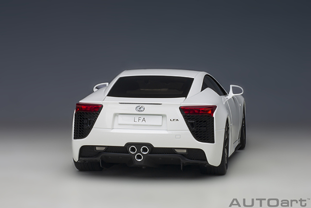 78850 1/18 LEXUS LFA (WHITEST WHITE)