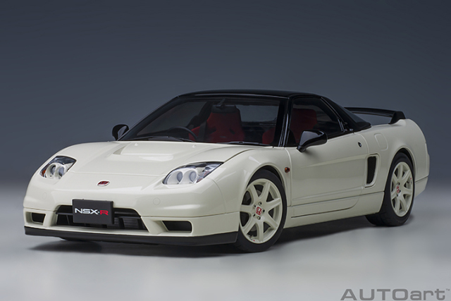 73219 1/18 HONDA NSX-R (NA2)(CHAMPIONSHIP WHITE)