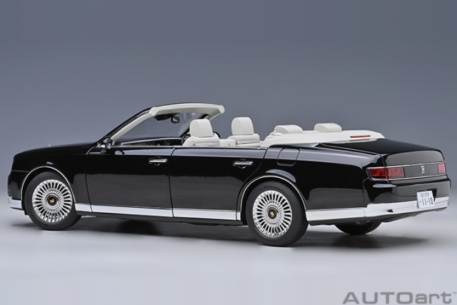 79531 1/18 TOYOTA CENTURY OPEN CAR (BLACK)