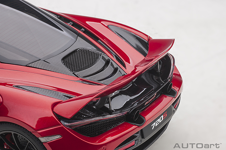 76072 1/18 McLAREN 720S (MEMPHIS RED/METALLIC RED)