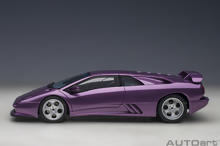 79158 1/18 LAMBORGHINI DIABLO SE30 (VIOLA SE30/METALLIC PURPLE)