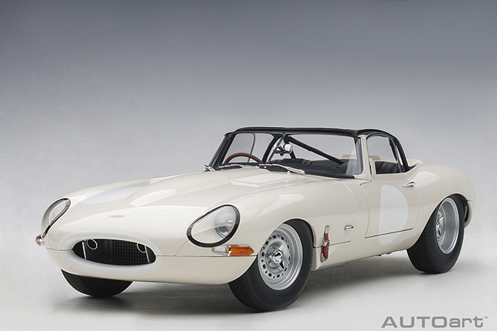 73649 1/18 JAGUAR LIGHTWEIGHT E-TYPE (WHITE)